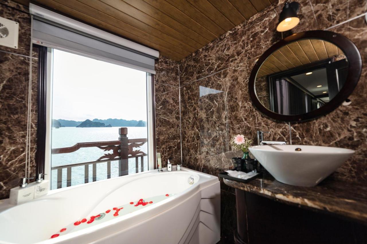 Hotel Amanda Cruise Ha Long Bay Exterior foto