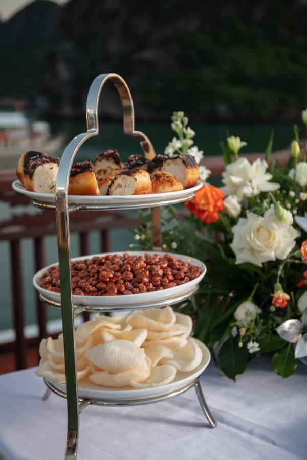 Hotel Amanda Cruise Ha Long Bay Exterior foto