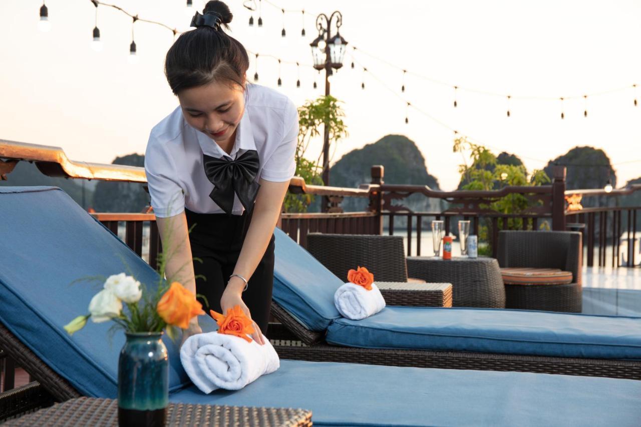 Hotel Amanda Cruise Ha Long Bay Exterior foto